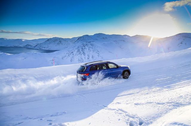 Skoda Kodiaq RS випробували за полярним колом - фото 314631