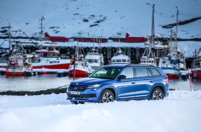 Skoda Kodiaq RS випробували за полярним колом - фото 314632