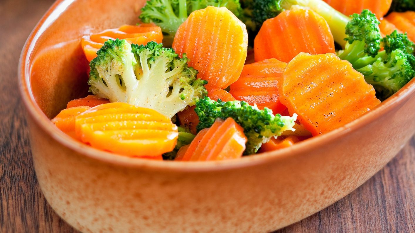Дієтологи розповіли, чим корисні варені овочі