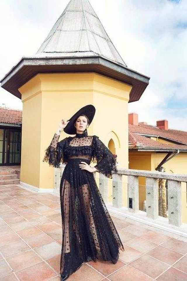 MARUV захопила шанувальників відвертими нарядами - фото 315114