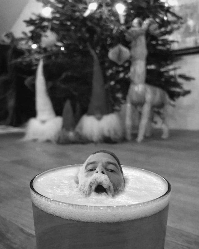 Чоловік показав, наскільки креативними можуть бути селфі - фото 315421