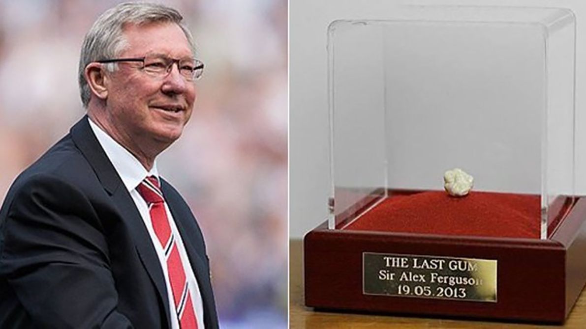 Жувальну гумку легендарного футбольного тренера продали за космічну суму