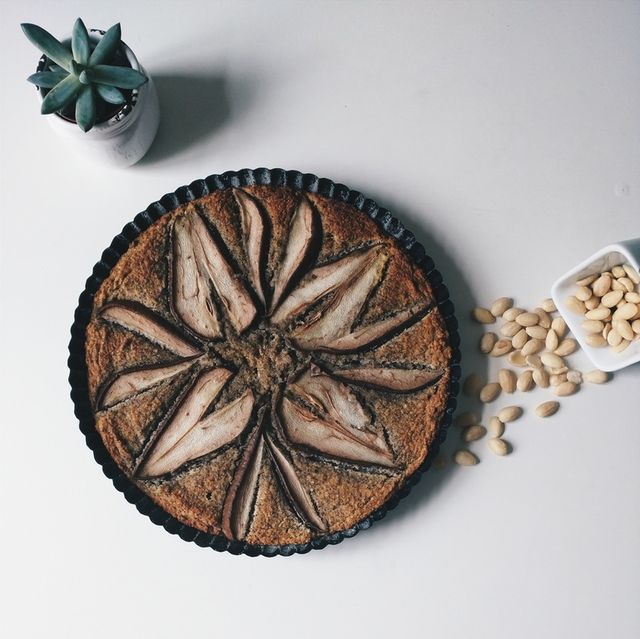 Пиріг з персиками: швидкий рецепт - фото 316132