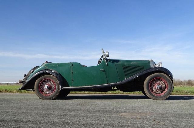 Bentley, забуте на 30 років, продали за шалені гроші - фото 316165