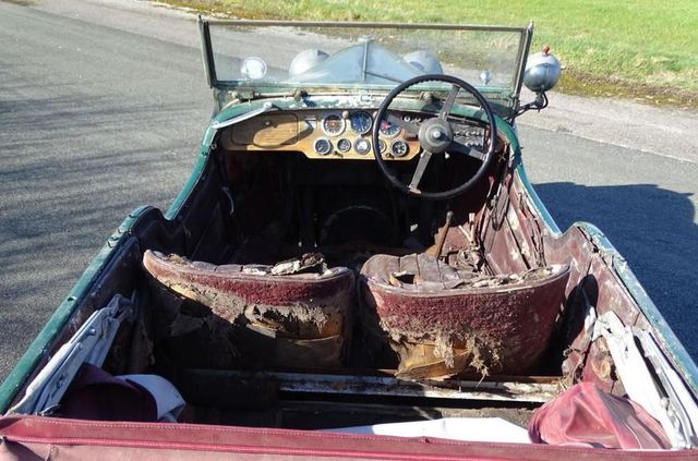 Bentley, забуте на 30 років, продали за шалені гроші - фото 316167