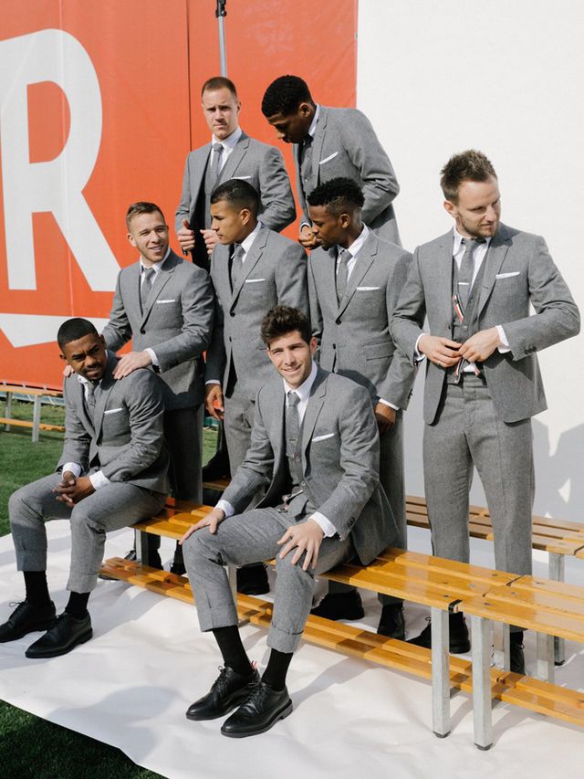 На стилі: футболісти Барселони знялися у крутій фотосесії - фото 316368