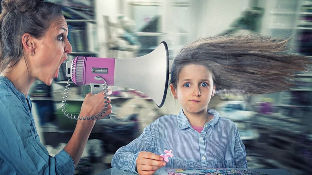 Креативний батько робить оригінальні знімки зі своїми дітьми