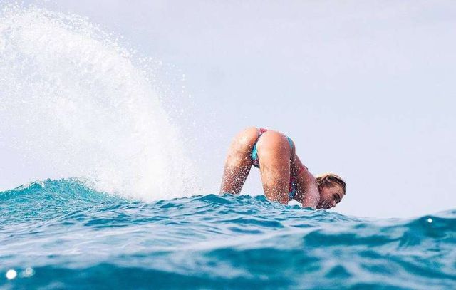 Дівчина тижня: найсексуальніша серфінгістка Холлі-Дейзі Коффі (18+) - фото 316538