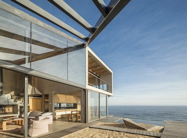 У Чилі з'явився дім мрії на березі океану: яскраві фото - фото 316583