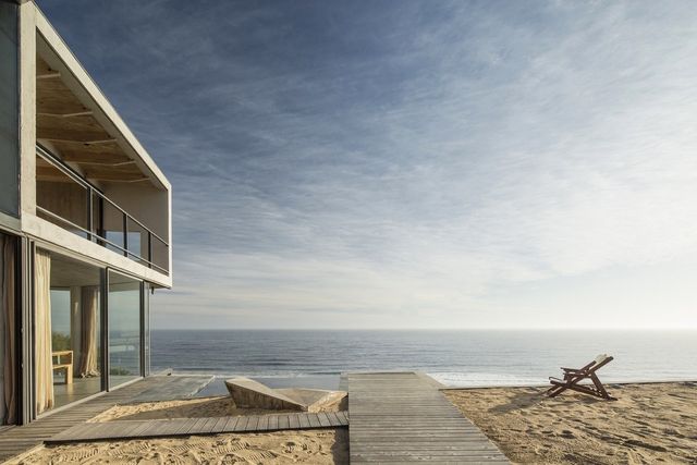 У Чилі з'явився дім мрії на березі океану: яскраві фото - фото 316590