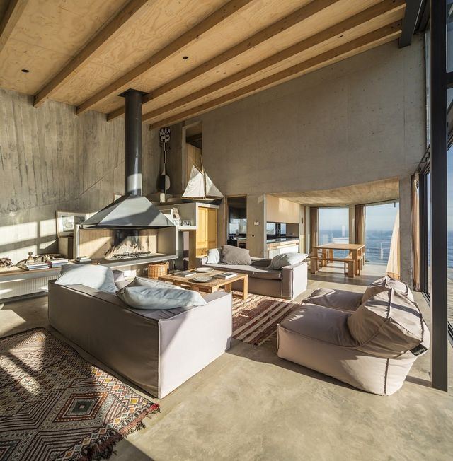 У Чилі з'явився дім мрії на березі океану: яскраві фото - фото 316599