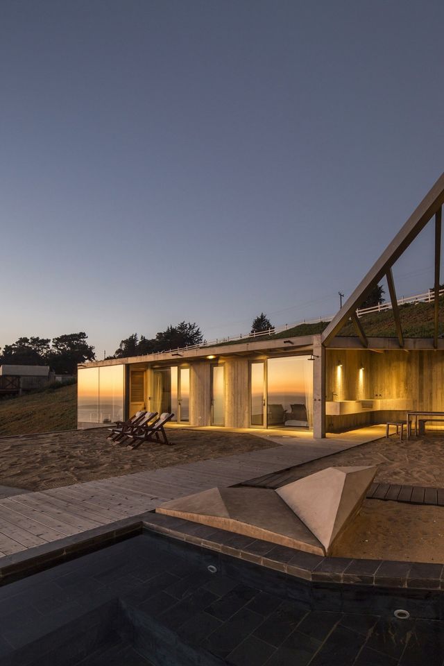 У Чилі з'явився дім мрії на березі океану: яскраві фото - фото 316601