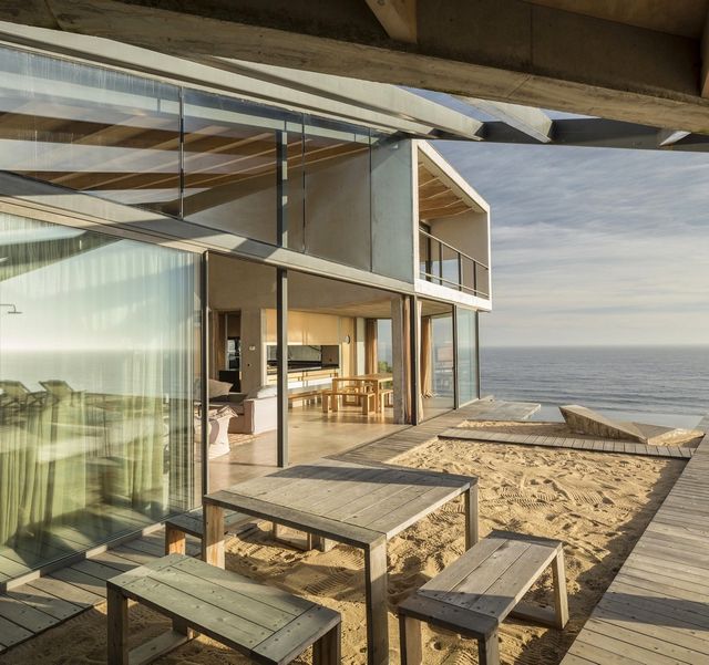 У Чилі з'явився дім мрії на березі океану: яскраві фото - фото 316602