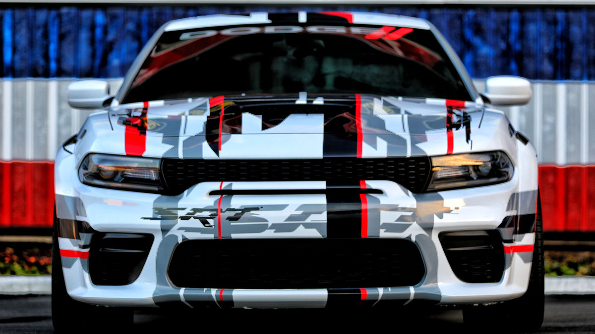 Dodge показав удосконалену версію Charger - фото 1