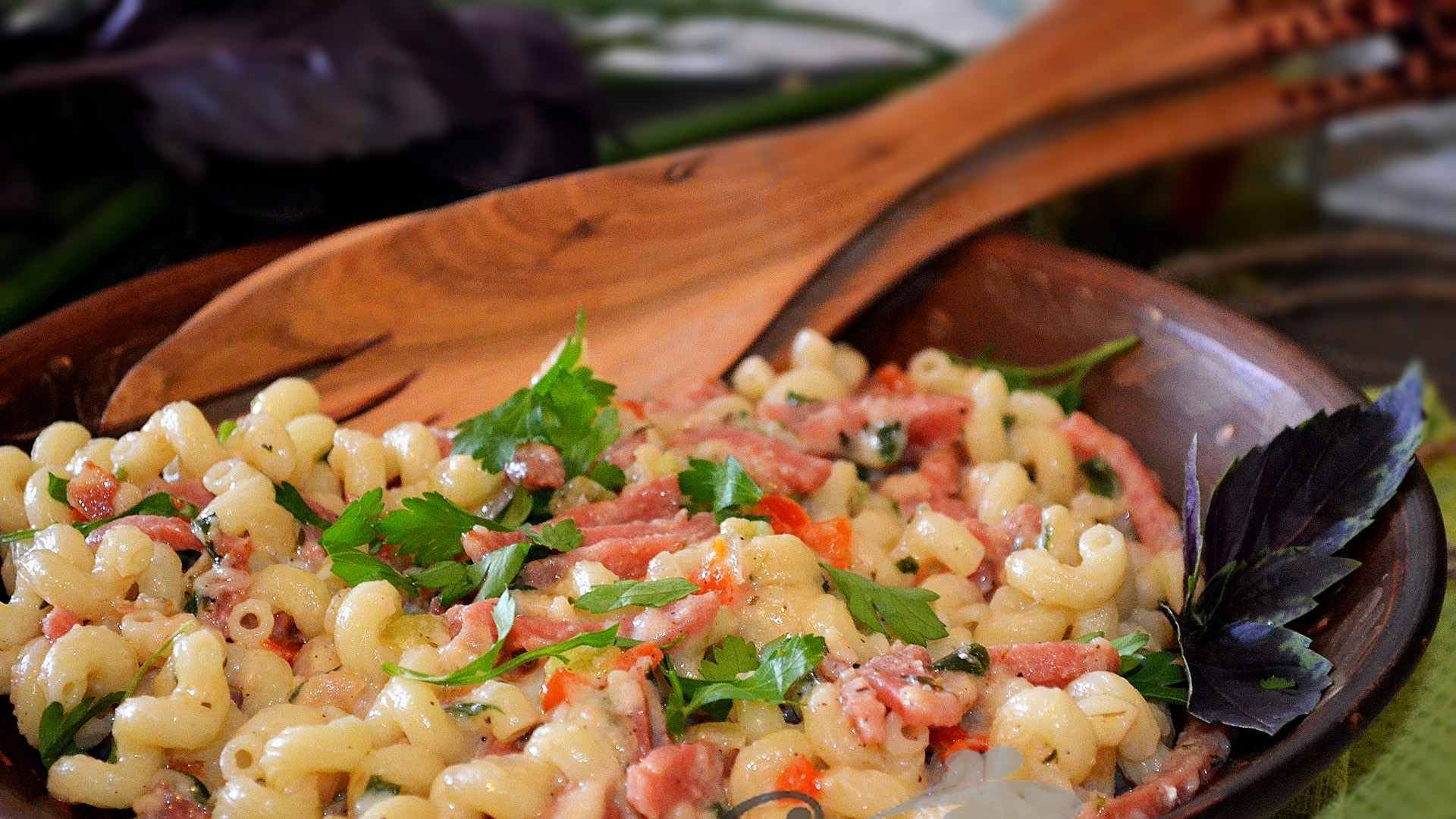 Як смачно приготувати макарони на пательні