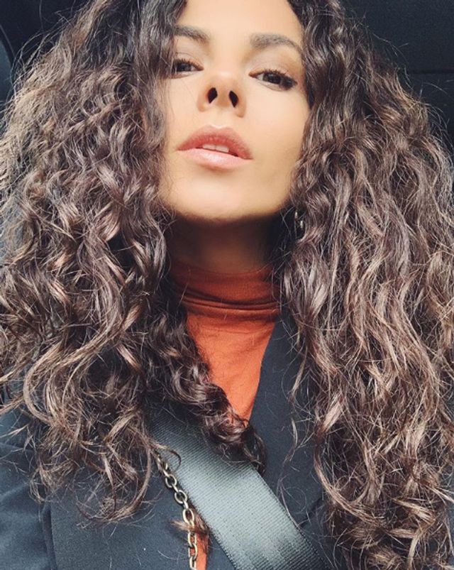 Настя Каменських повернулася до своєї старої-нової зачіски- фото 316779