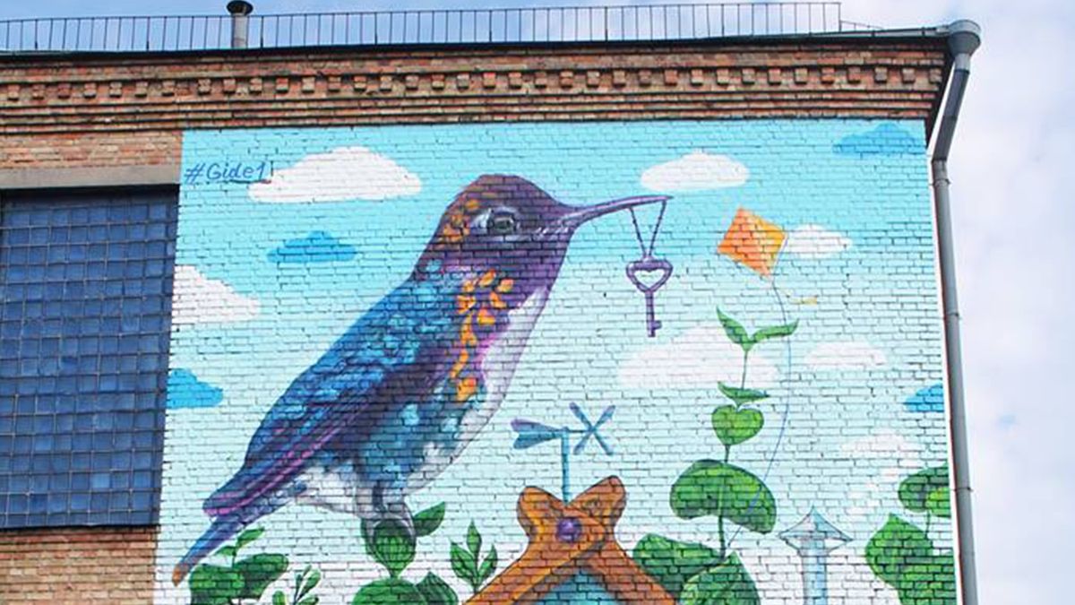 У Києві з'явився мурал з доповненою реальністю
