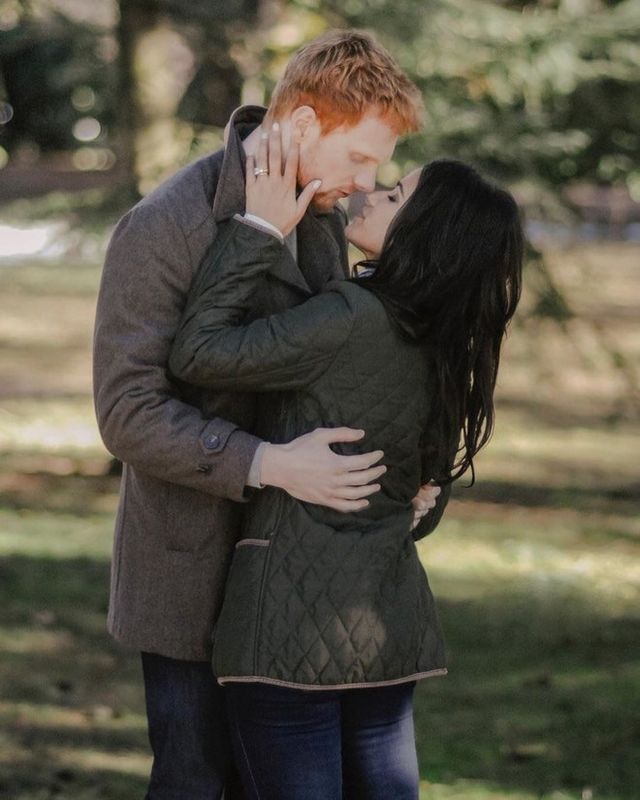 У мережі з'явилися кадри з фільму 'Гаррі і Меган: становлення королівської пари' - фото 317089