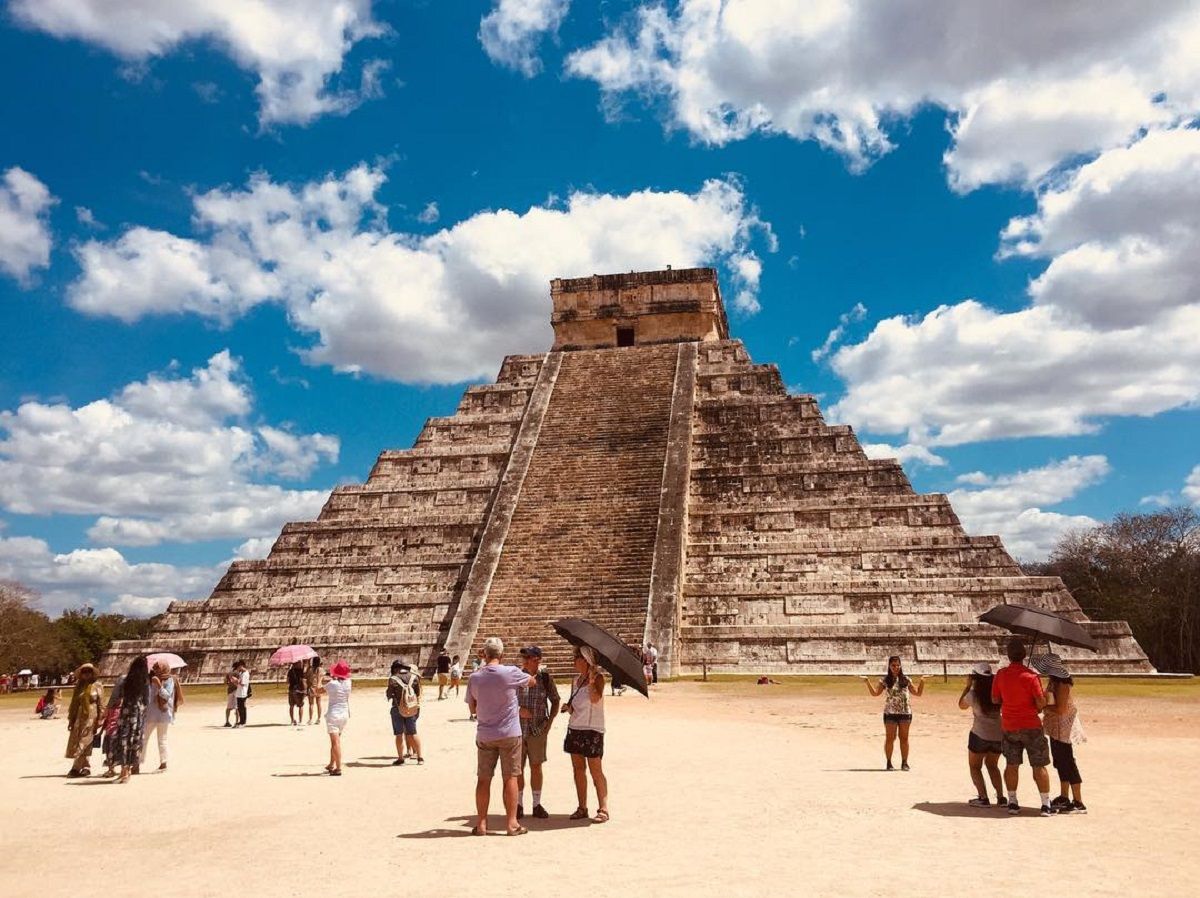 Викликайте Індіану Джонса: відео з храму майя підкорює мережу