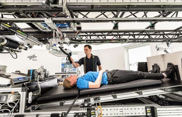 Жінкам-учасницям потрібно буде лежати 60 днів на ліжку - фото 317284