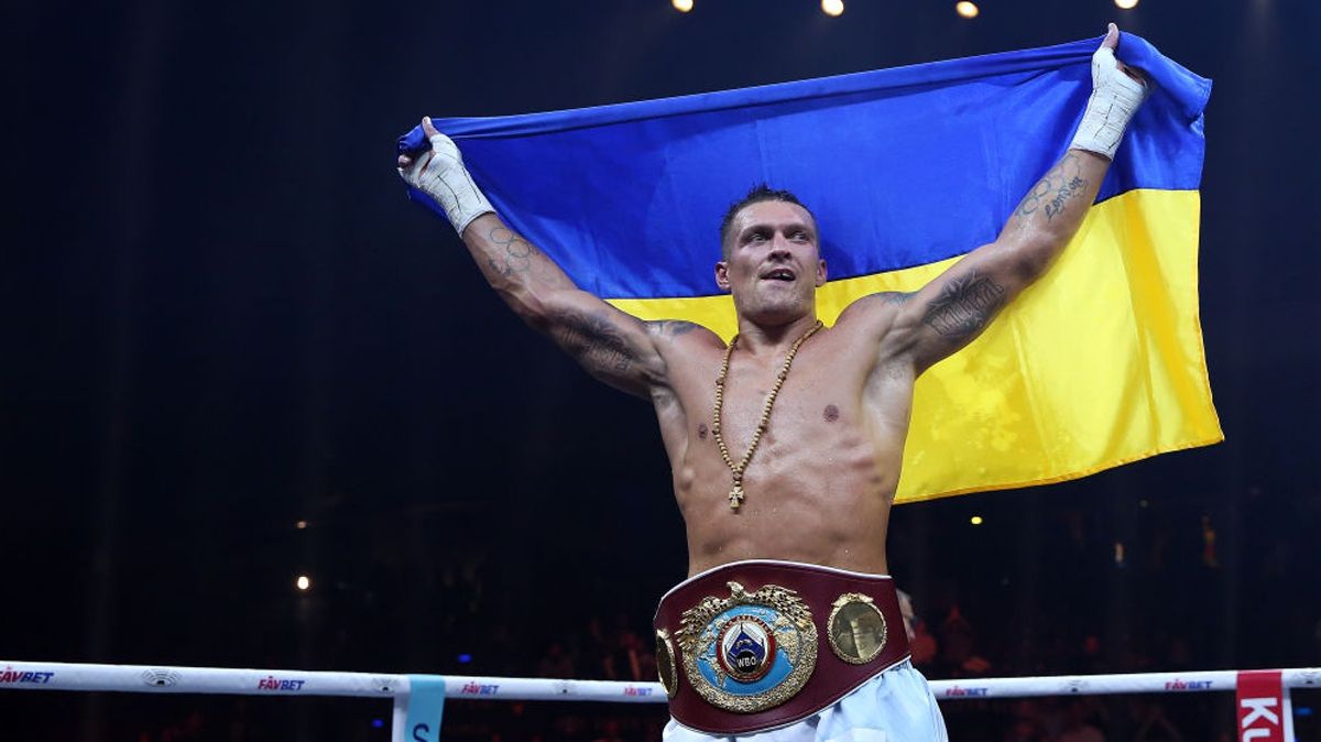 Усик оголосив про перехід у суперважку вагу та відмовився від поясу WBA