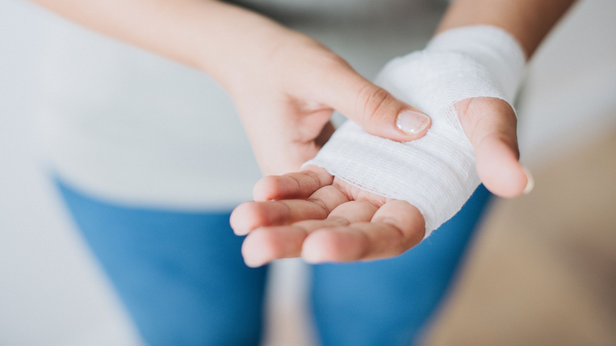 У Британії знайшли жінку, яка ніколи не відчуває болю