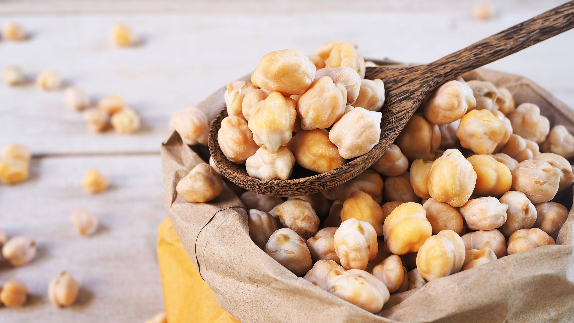 З якими продуктами не можна поєднувати бобові