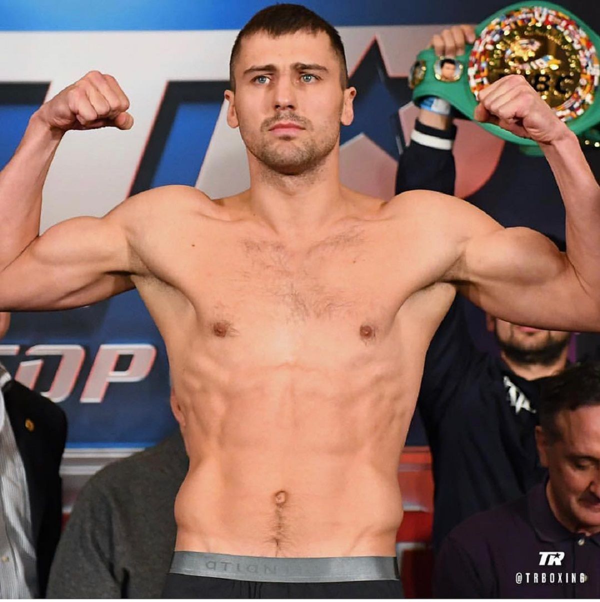 Як Гвоздик переміг Нгумбу: відео бою 31 березня