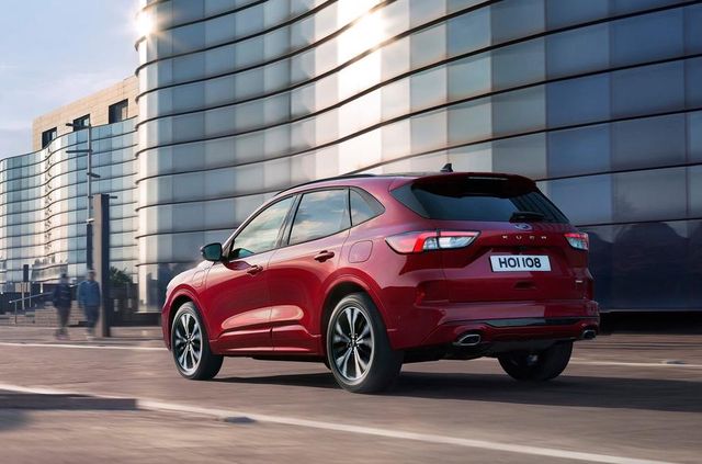 Представлений оновлений кросовер Ford Kuga: платформа від Focus і гібридні модифікації - фото 318602