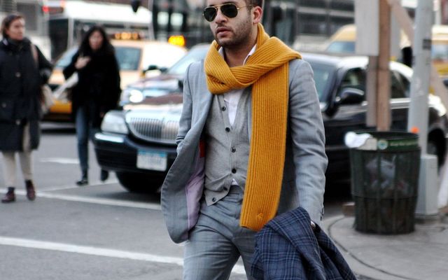 Як правильно та стильно одягатися високим чоловікам: прості поради - фото 318802