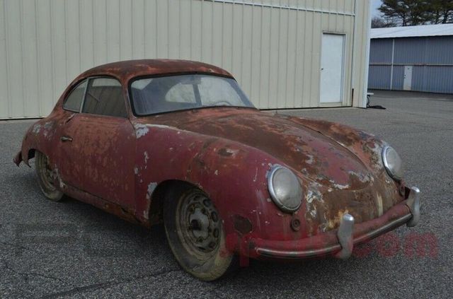 Заржавілий Porsche 356 оцінили дорожче, ніж новенький Cayenne - фото 318948