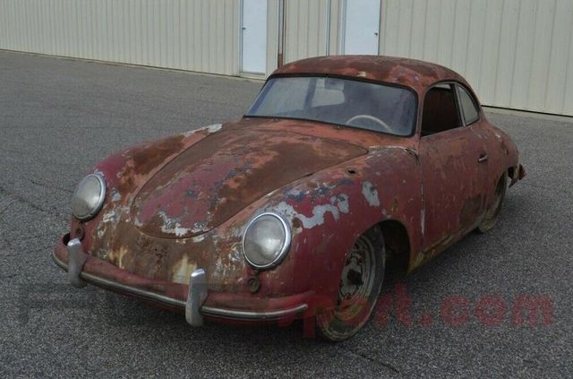 Заржавілий Porsche 356 оцінили дорожче, ніж новенький Cayenne - фото 318952