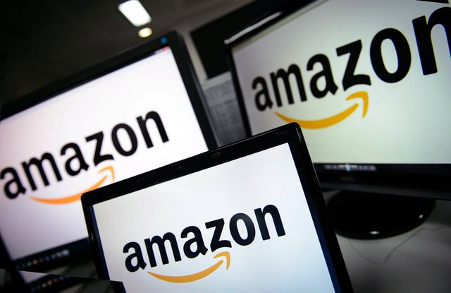 Екс-дружина Безоса отримала 4 відсотки акцій Amazon - фото 319173