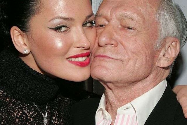 Г'ю Гефнер та Даша Астаф'єва - фото 319640