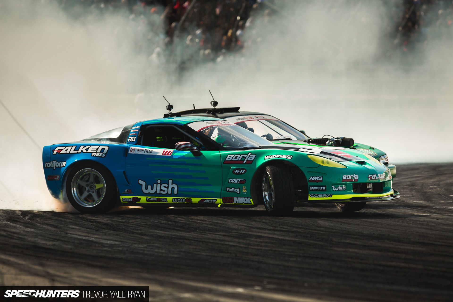 Дрифт зняли з максимально близької відстані - фото 1