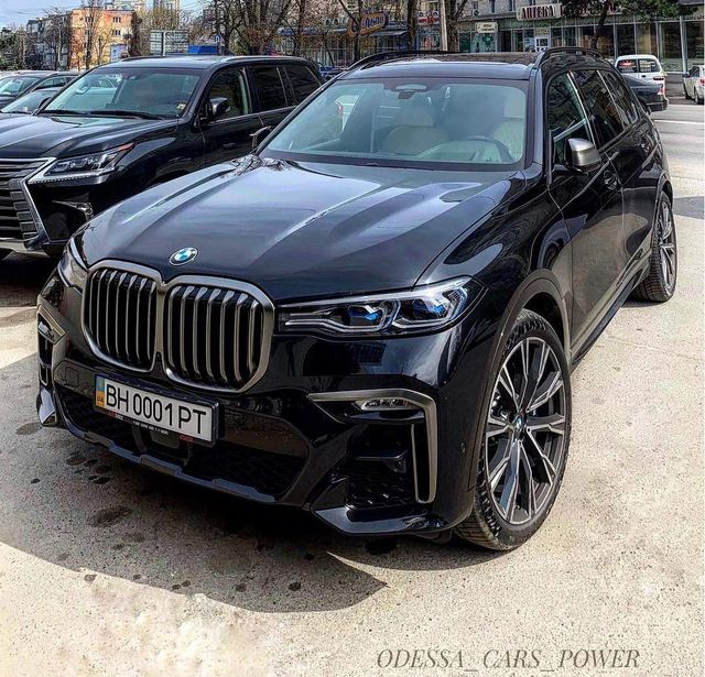 На українських дорогах помітили розкішний BMW X7 2019 - фото 319899