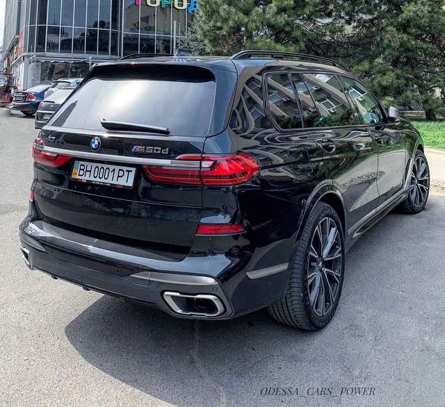 На українських дорогах помітили розкішний BMW X7 2019 - фото 319902