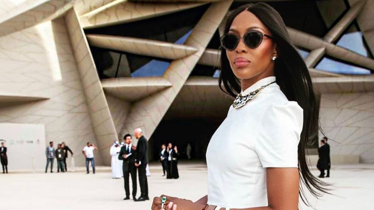 Супермодель Наомі Кемпбелл станцювала місцевий африканський танець: відео