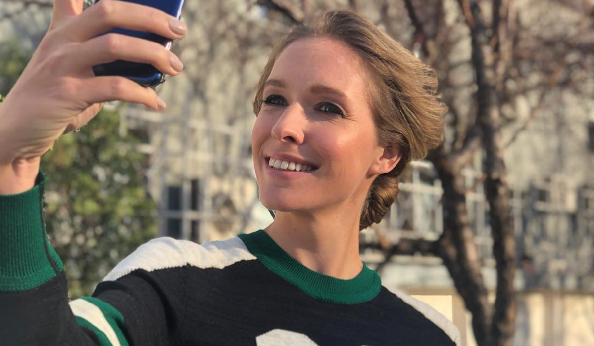 Катя Осадча порадувала підписників новим яскравим образом