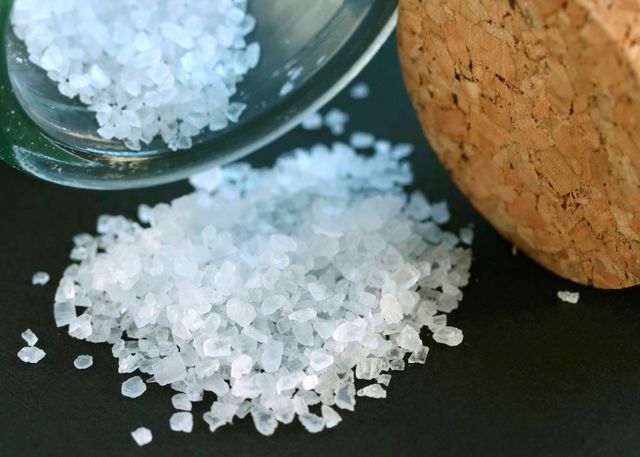 Морська сіль може містити частинки пластику - фото 320630