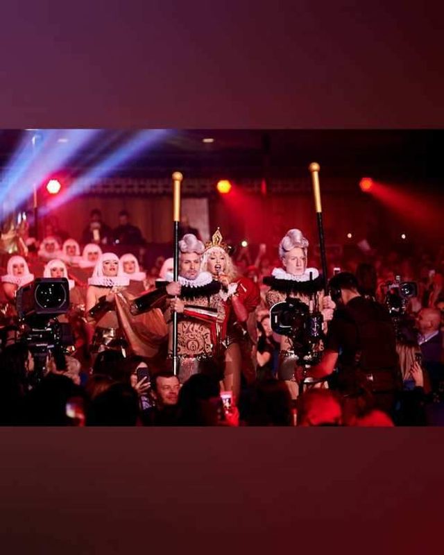 Оля Полякова здивувала мережу епатажним образом - фото 320904