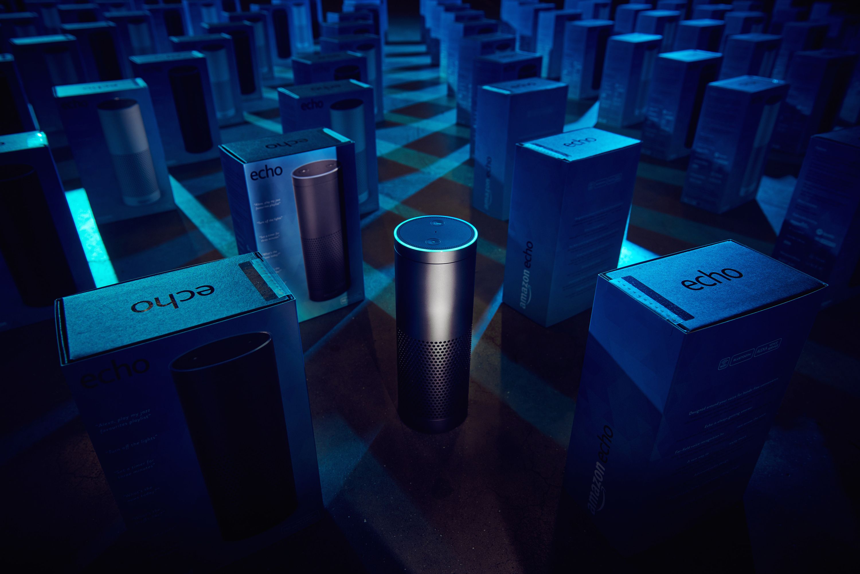 Колонка Echo нахабно підслуховує вас: Amazon влип у скандал