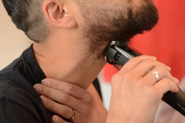 Однак, чистити тример не дуже зручно - фото 321097