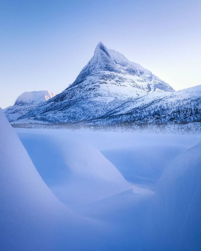 Норвежець надихає на мандри своїми яскравими фото - фото 321123