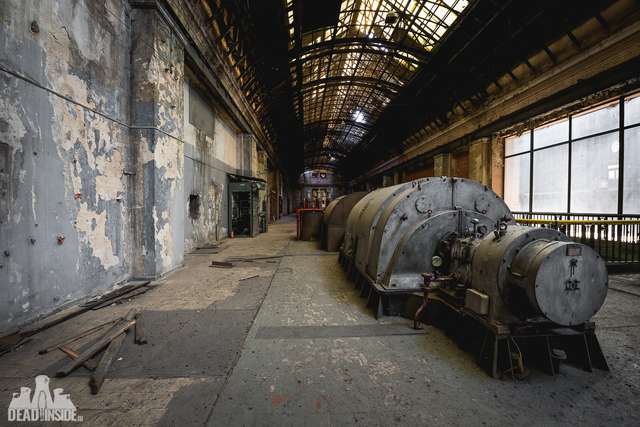 Як виглядає одна із найбільших забутих електростанцій Польщі: вражаючі фото - фото 321317