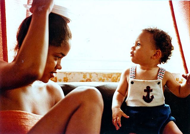 Дядько Меган Маркл поділився дитячими світлинами майбутньої герцогині - фото 321420