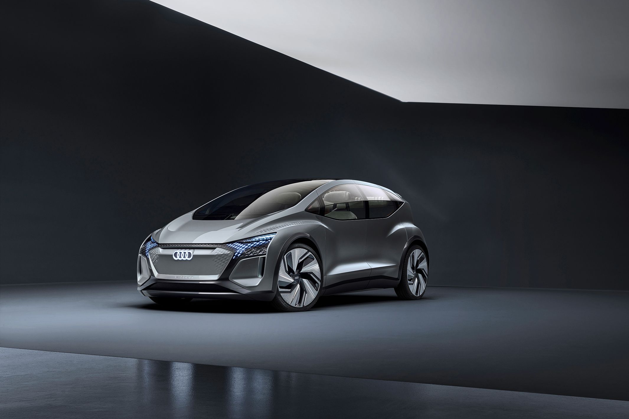 Audi показала конкурента електричного Volkswagen ID