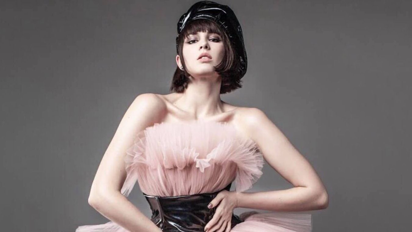 Скандальна MARUV кардинально змінила зачіску