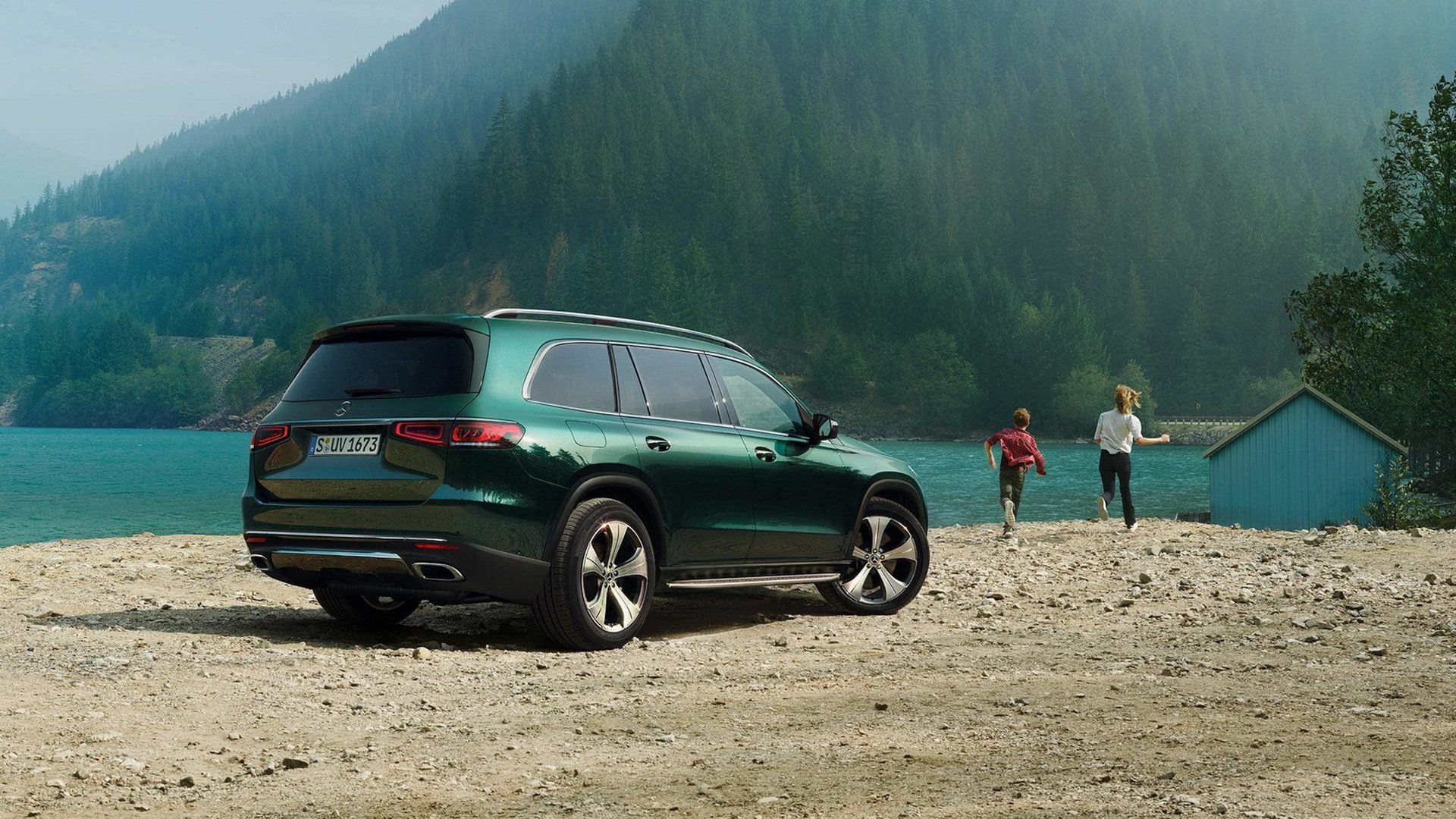 У мережу злили нові фото Mercedes-Benz GLS третього покоління