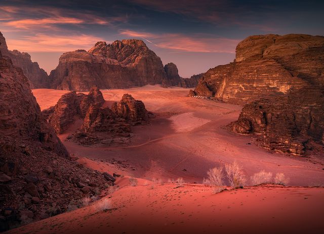 Фотограф показав пейзажі Марсу на нашій планеті: вражаючі кадри - фото 322190